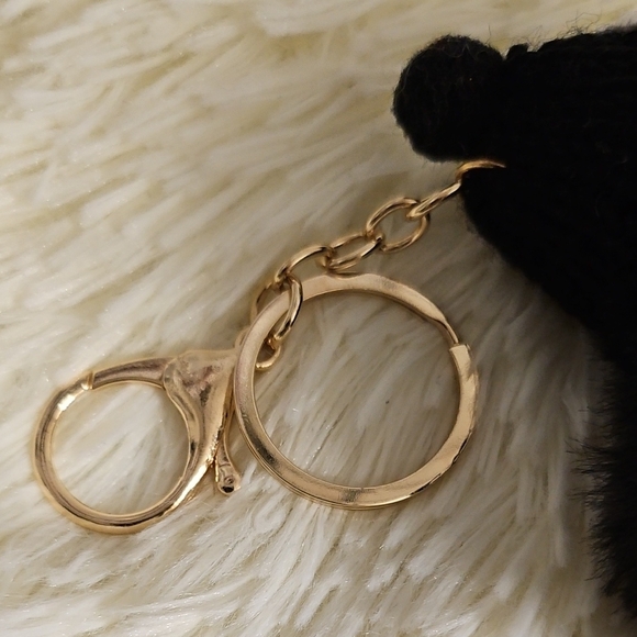 Black Fur Pom Pom Keychain with Doll Face - Picture 2 of 2
